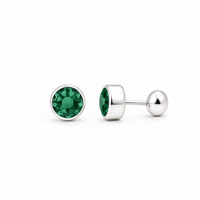 Aretes de circonia de 5 mm en Plata 950 con engaste tipo bisel y seguro de rosca.